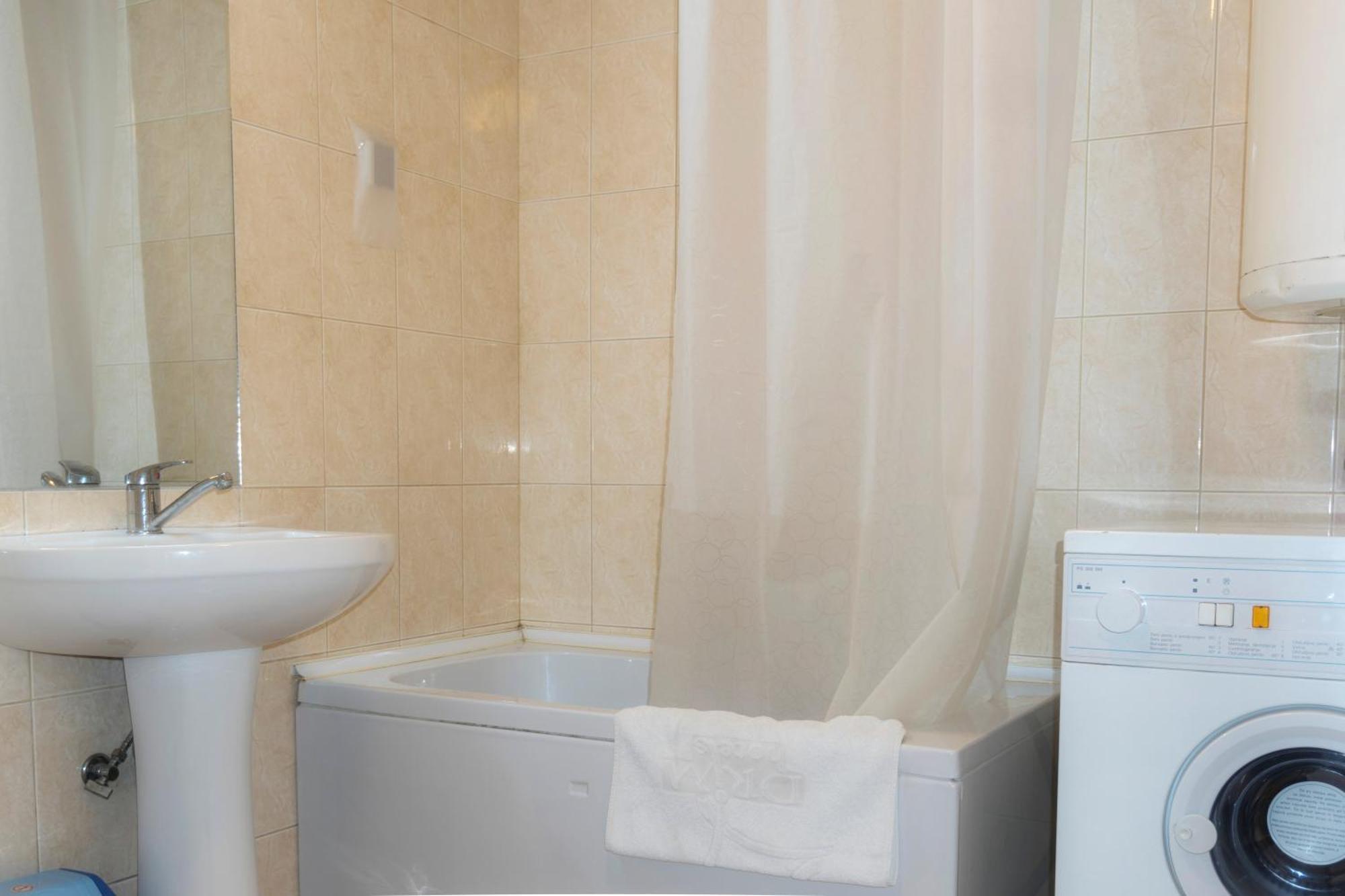Two Bedroom Apartment Near Centre Ohrid Exterior photo